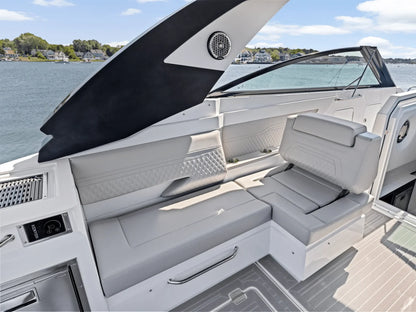 2026 Cruisers Yachts 34 GLS Outboard 34.0 feet, Clearwater, Florida #17