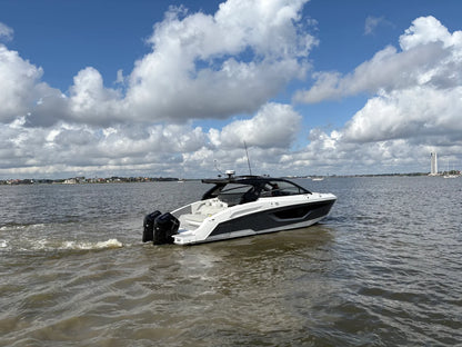 2025 Cruisers Yachts 42 GLS Outboard 42.0 feet, Clearwater, Florida #5