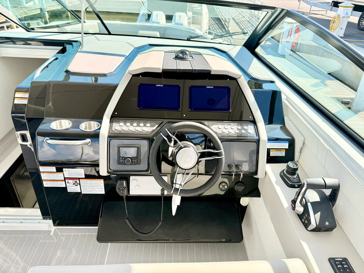 2026 Cruisers Yachts 34 GLS Outboard 34.0 feet, Clearwater, Florida #56