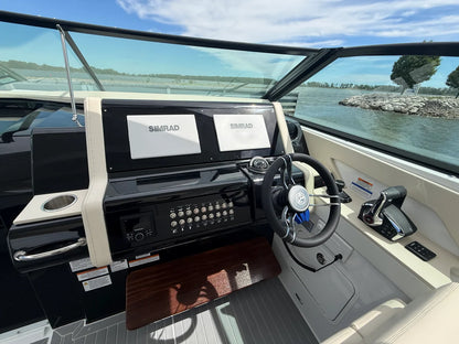 2027 Cruisers Yachts 38 GLS Outboard 38.0 feet, Clearwater, Florida #8