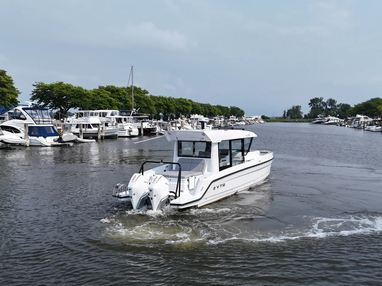 2026 Cruisers Yachts 38 VTR EC 38.0 feet, Clearwater, Florida #8
