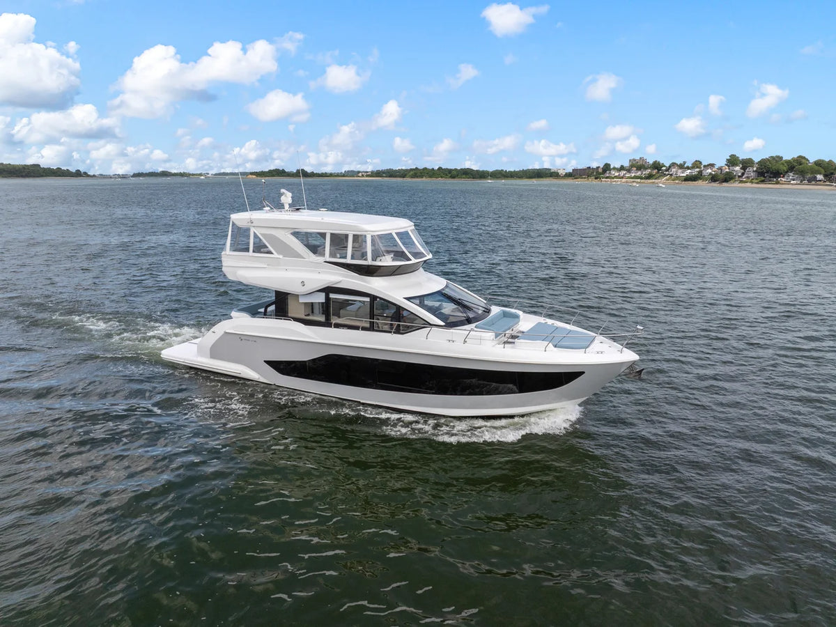 2026 Cruisers Yachts 57 FLY 57.0 feet, Clearwater, Florida #2