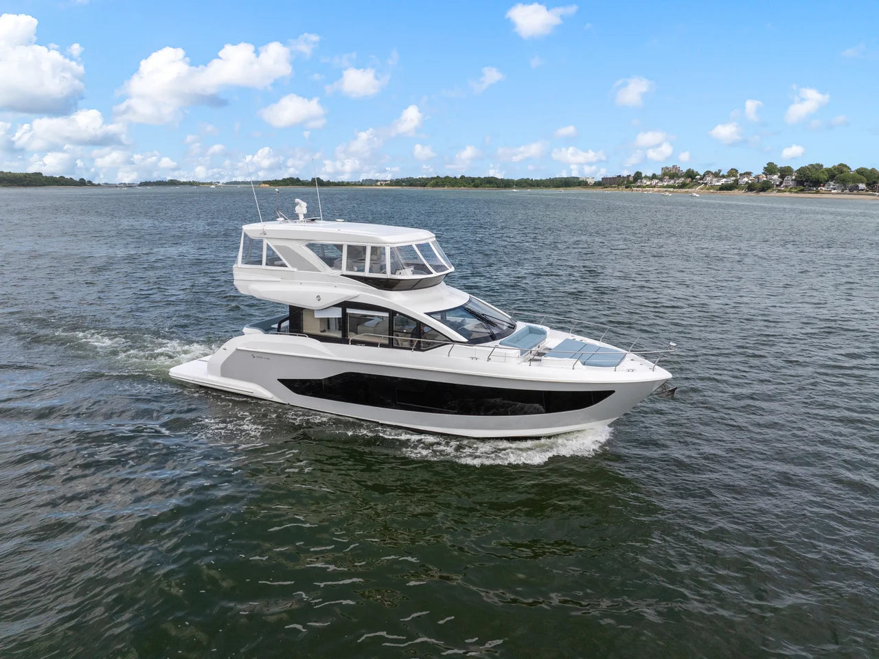 2026 Cruisers Yachts 57 FLY 57.0 feet, Clearwater, Florida #2
