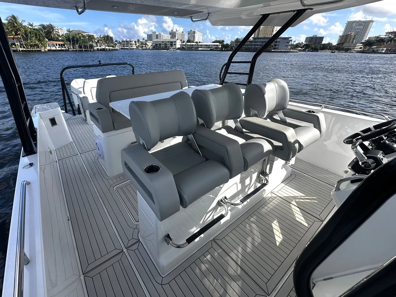 2026 Cruisers Yachts 38 VTR 38.0 feet, Clearwater, Florida #38
