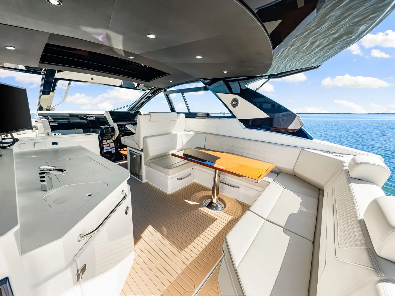 2026 Cruisers Yachts 42 GLS Outboard 42.0 feet, Clearwater, Florida #33