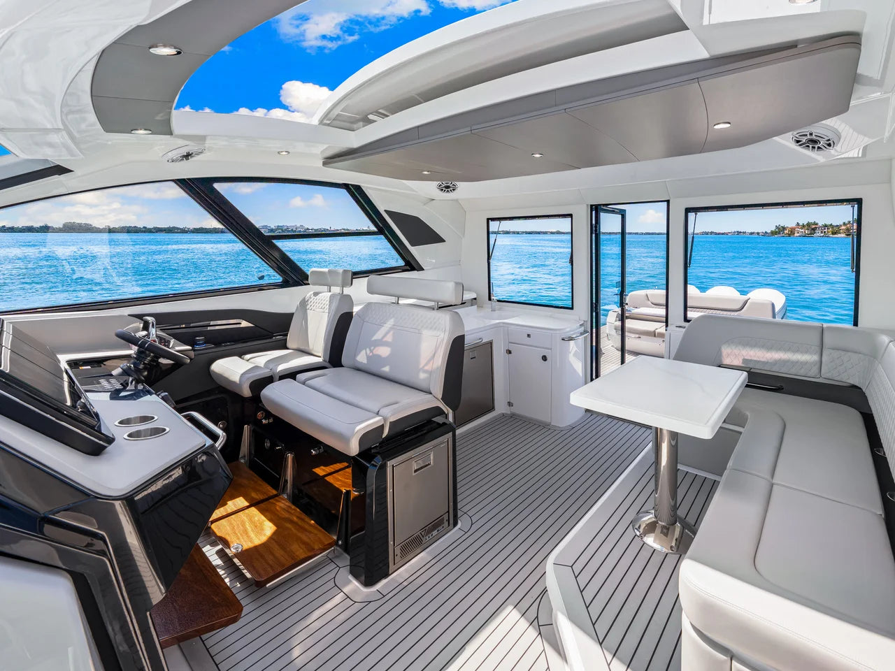 2026 Cruisers Yachts 50GLS OB 50.0 feet, Clearwater, Florida #11