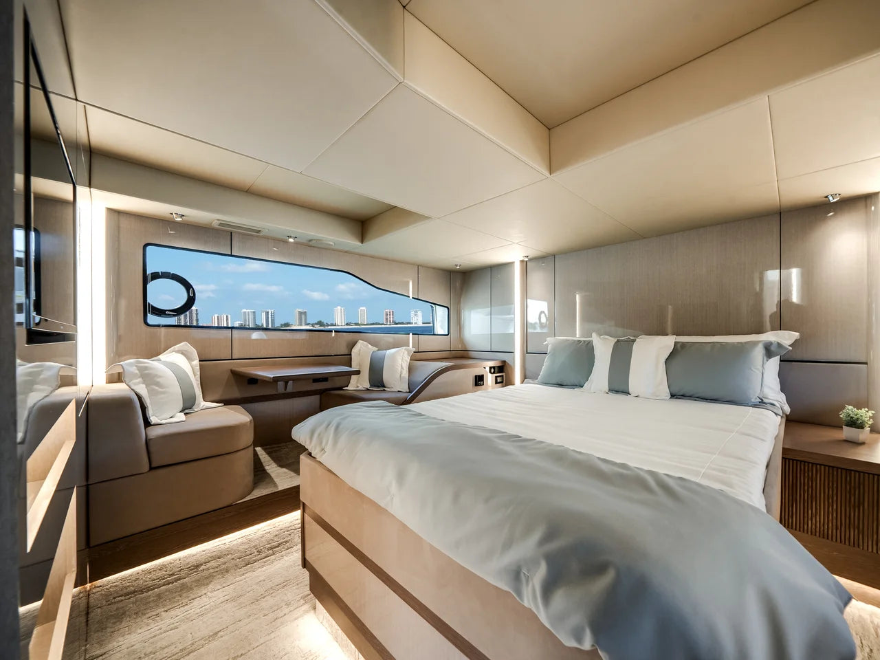 2026 Cruisers Yachts 57 FLY 57.0 feet, Clearwater, Florida #53
