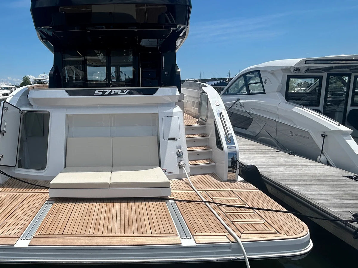 2026 Cruisers Yachts 57 FLY 57.0 feet, Clearwater, Florida #10