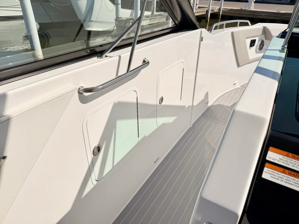 2026 Cruisers Yachts 34 GLS Outboard 34.0 feet, Clearwater, Florida #68