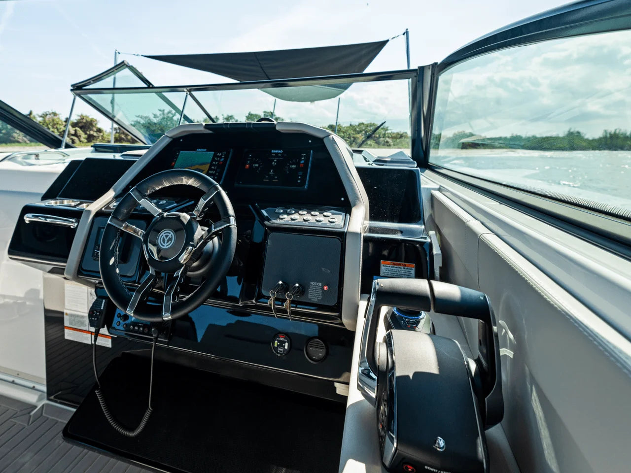2027 Cruisers Yachts 34 GLS Outboard 34.0 feet, Clearwater, Florida #122