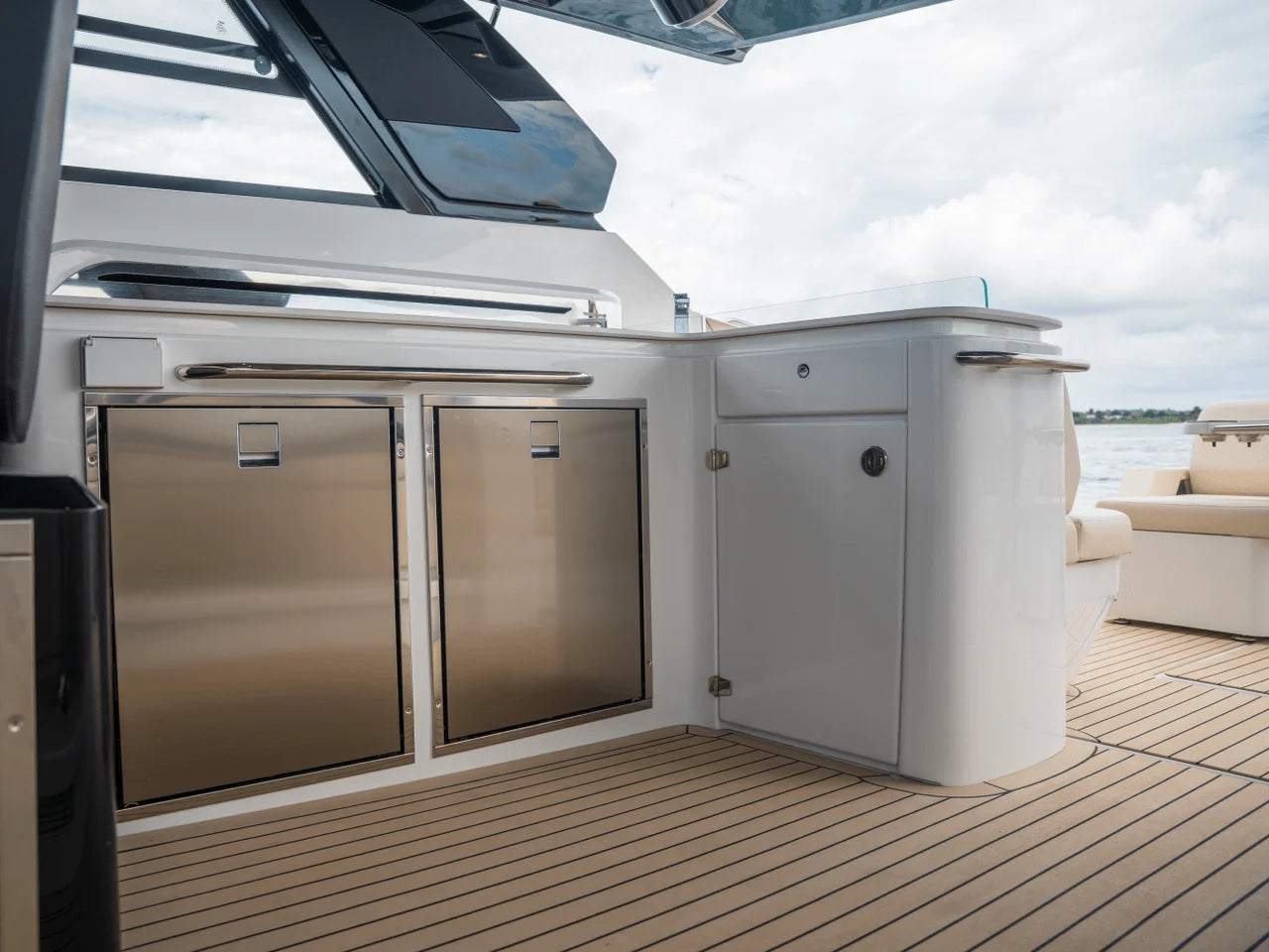 2026 Cruisers Yachts 50GLS OB 50.0 feet, Clearwater, Florida #29