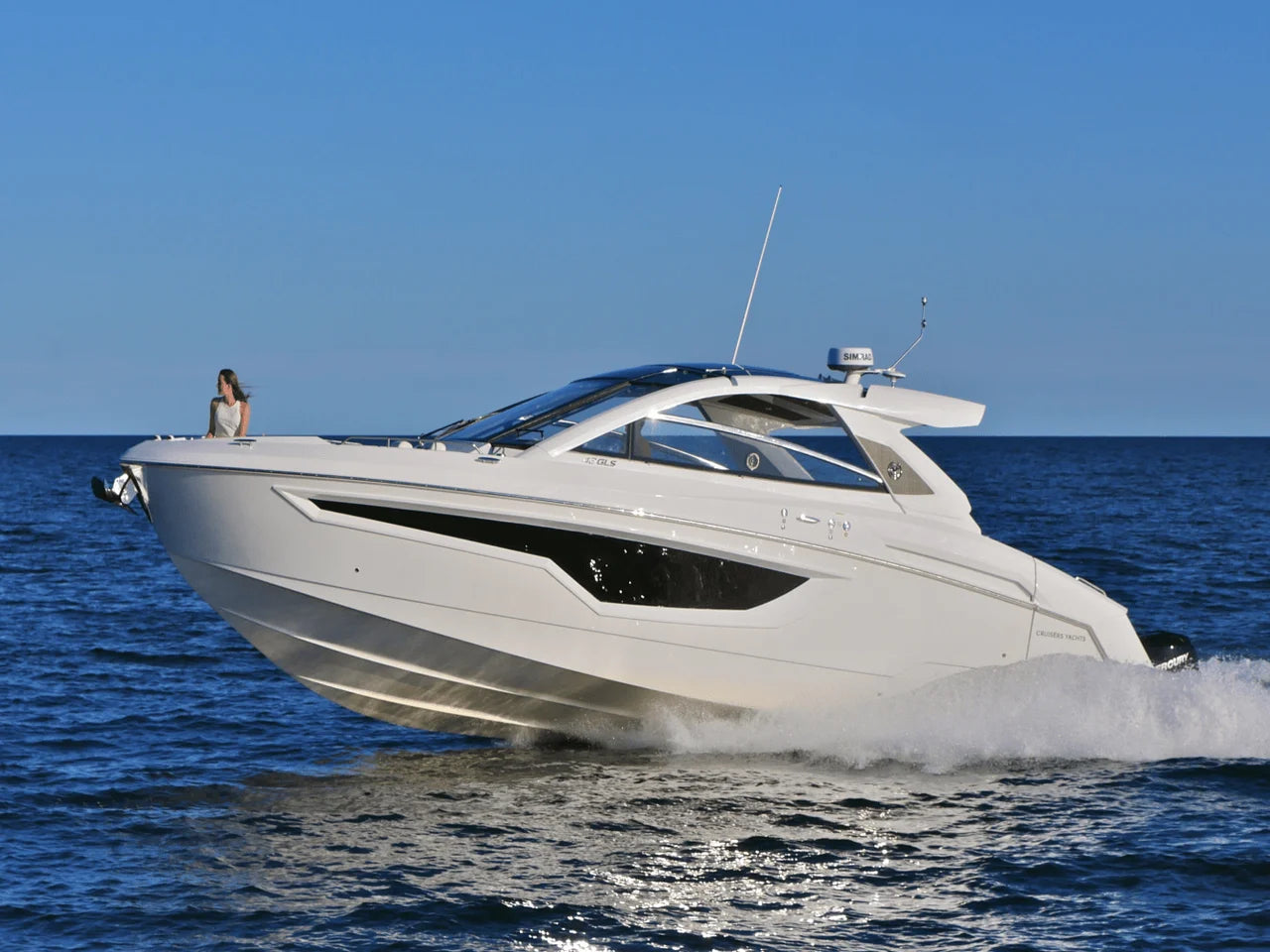 2027 Cruisers Yachts 42 GLS Outboard 42.0 feet, Clearwater, Florida #2