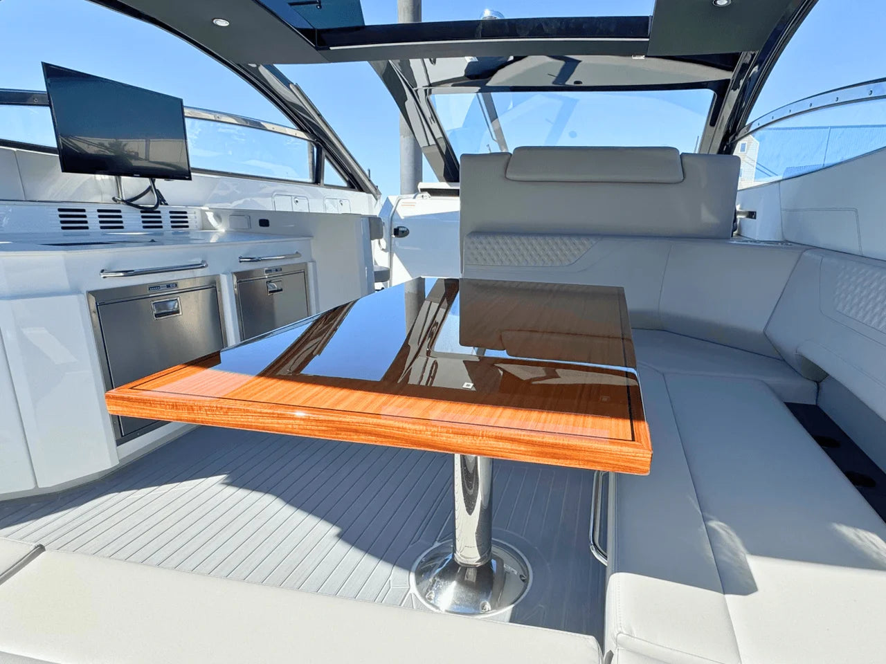 2025 Cruisers Yachts 42 GLS Outboard 42.0 feet, Clearwater, Florida #18