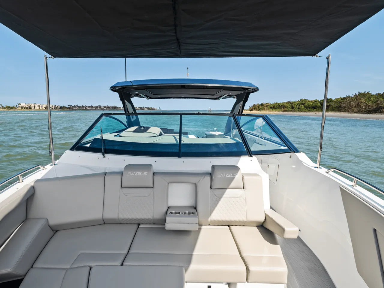 2026 Cruisers Yachts 34 GLS Outboard 34.0 feet, Clearwater, Florida #23