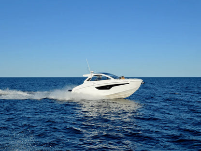 2027 Cruisers Yachts 42 GLS Outboard 42.0 feet, Clearwater, Florida #17