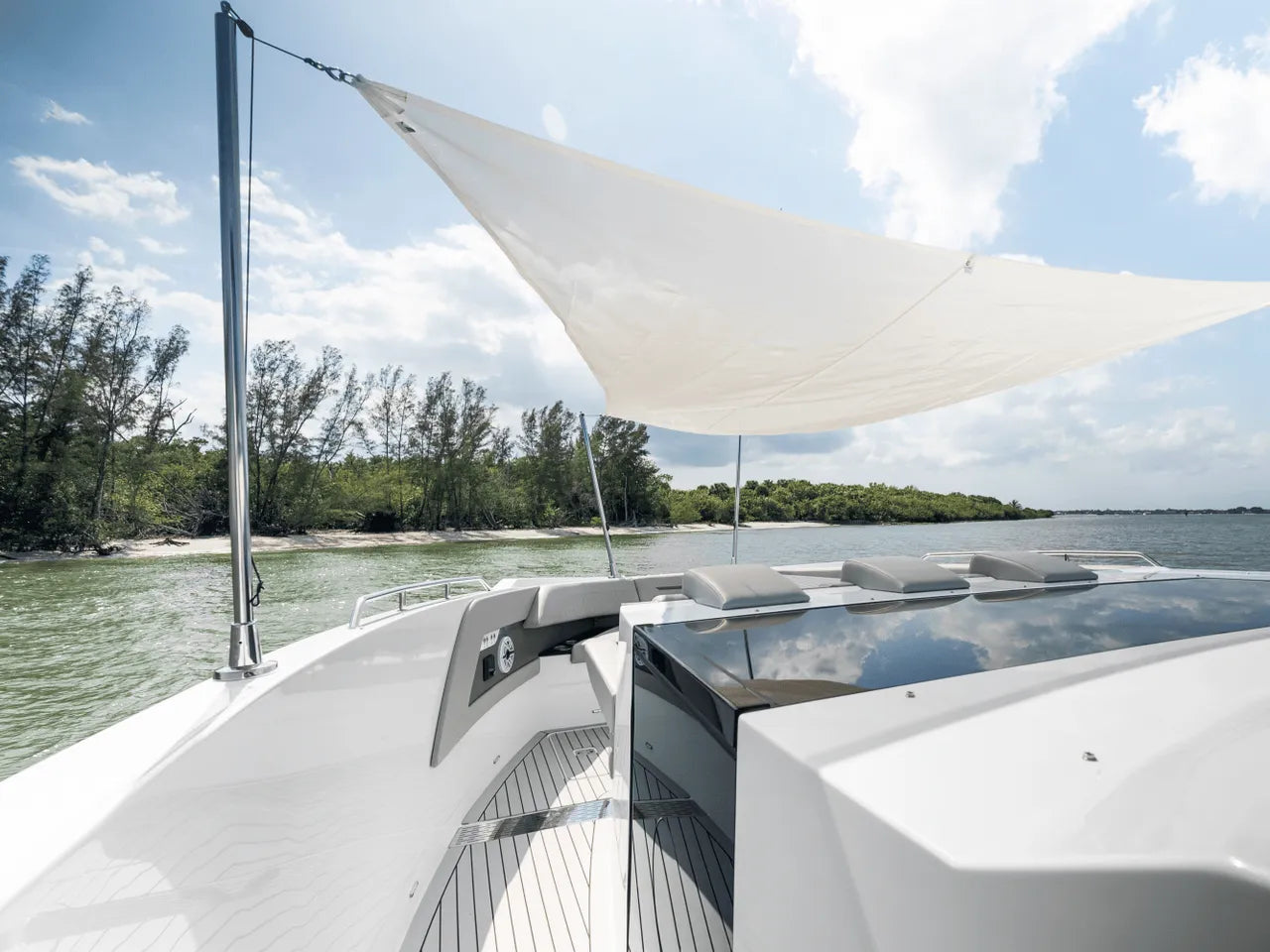 2026 Cruisers Yachts 50GLS OB 50.0 feet, Clearwater, Florida #85