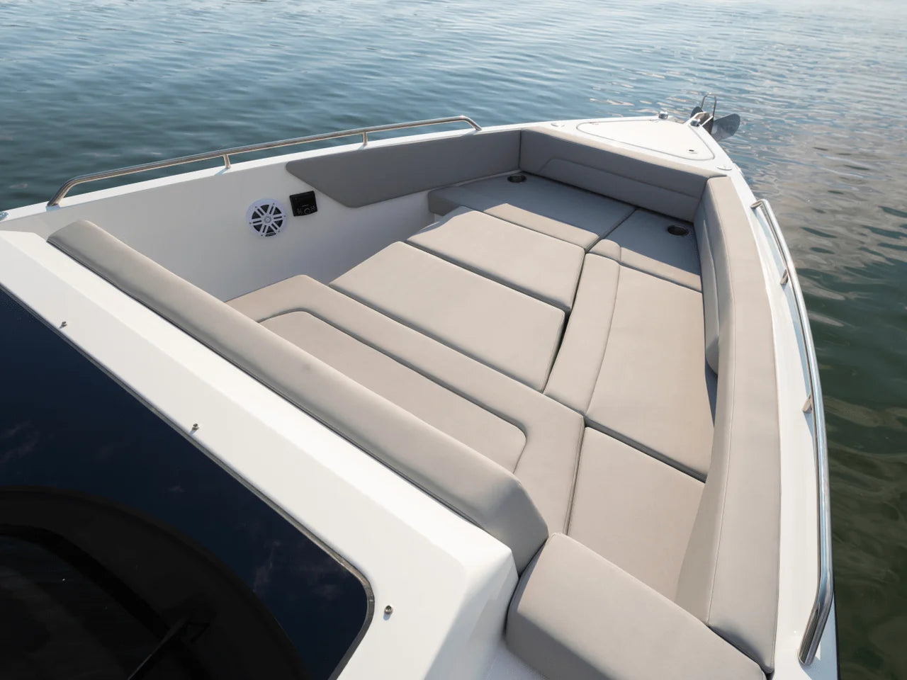 2027 Cruisers Yachts 38 VTR 38.0 feet, Clearwater, Florida #21
