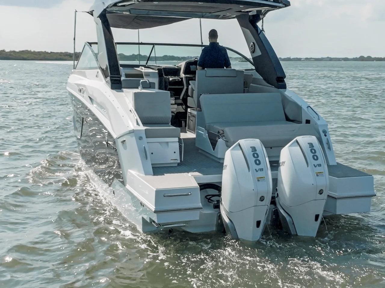2027 Cruisers Yachts 34 GLS Outboard 34.0 feet, Clearwater, Florida #6