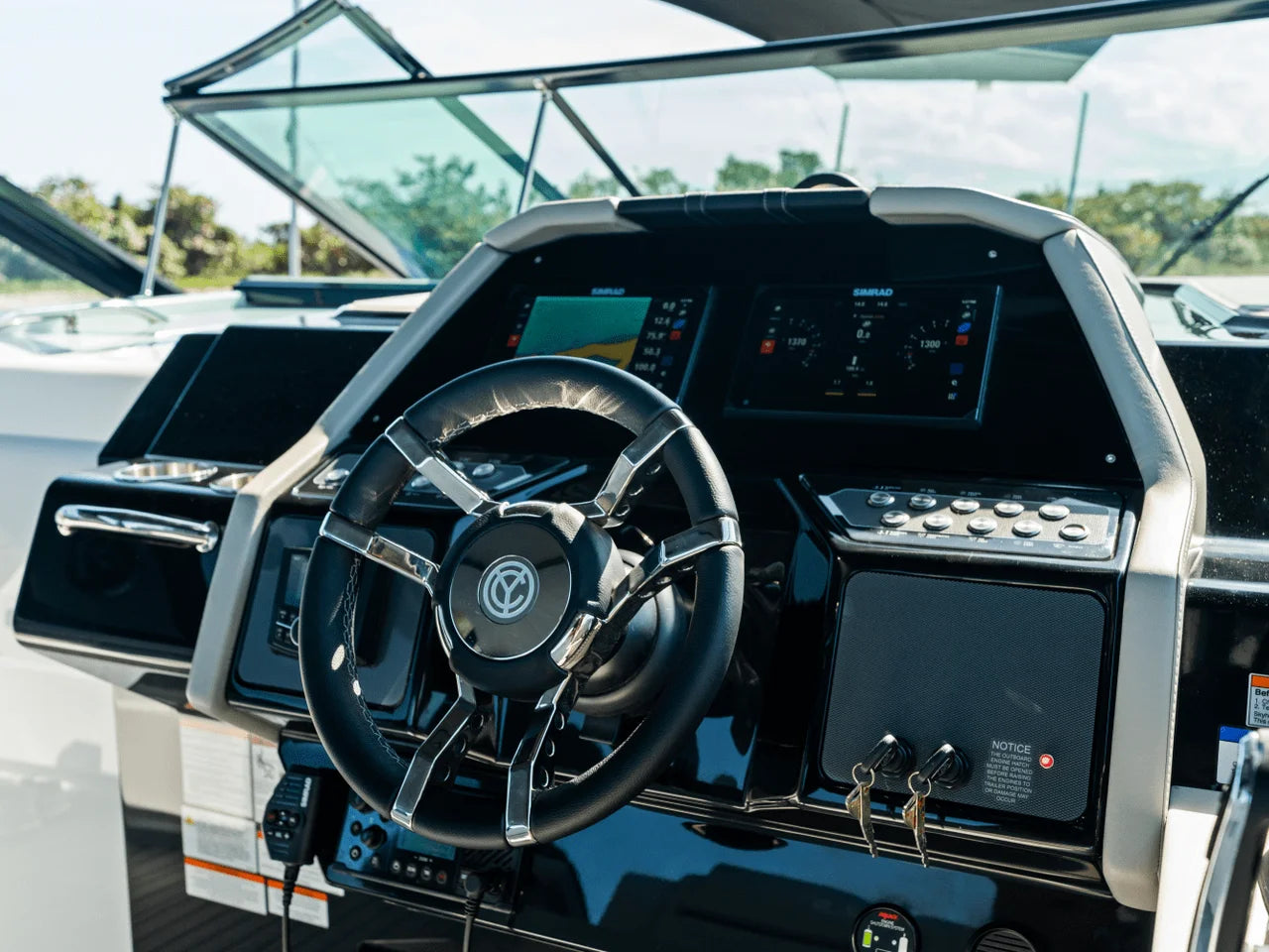 2027 Cruisers Yachts 34 GLS Outboard 34.0 feet, Clearwater, Florida #123