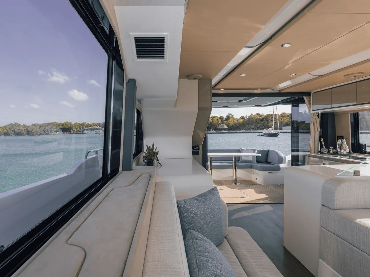 2026 Cruisers Yachts 57 FLY 57.0 feet, Clearwater, Florida #75