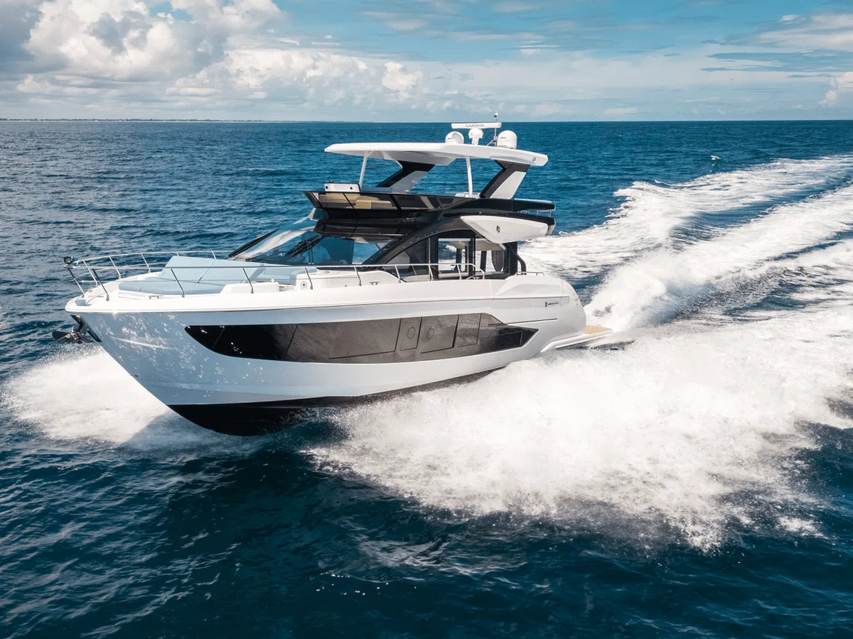 2026 Cruisers Yachts 57 FLY 57.0 feet, Clearwater, Florida #9