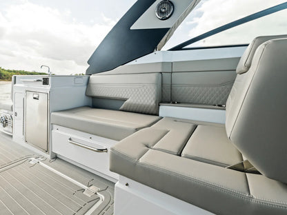 2027 Cruisers Yachts 34 GLS Outboard 34.0 feet, Clearwater, Florida #92