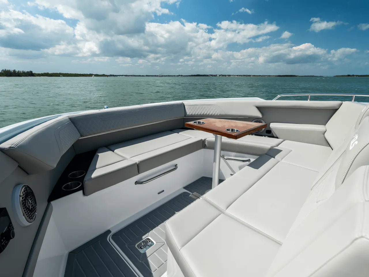 2026 Cruisers Yachts 34 GLS Outboard 34.0 feet, Clearwater, Florida #101