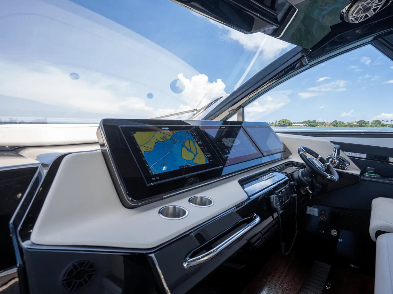 2025 Cruisers Yachts 50 GLS Outboard 50.0 feet, Clearwater, Florida #34