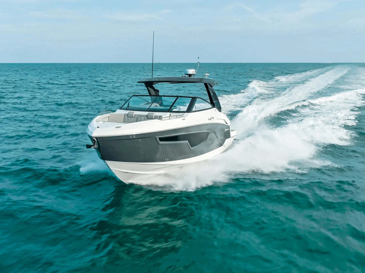 2027 Cruisers Yachts 34 GLS Outboard 34.0 feet, Clearwater, Florida #40