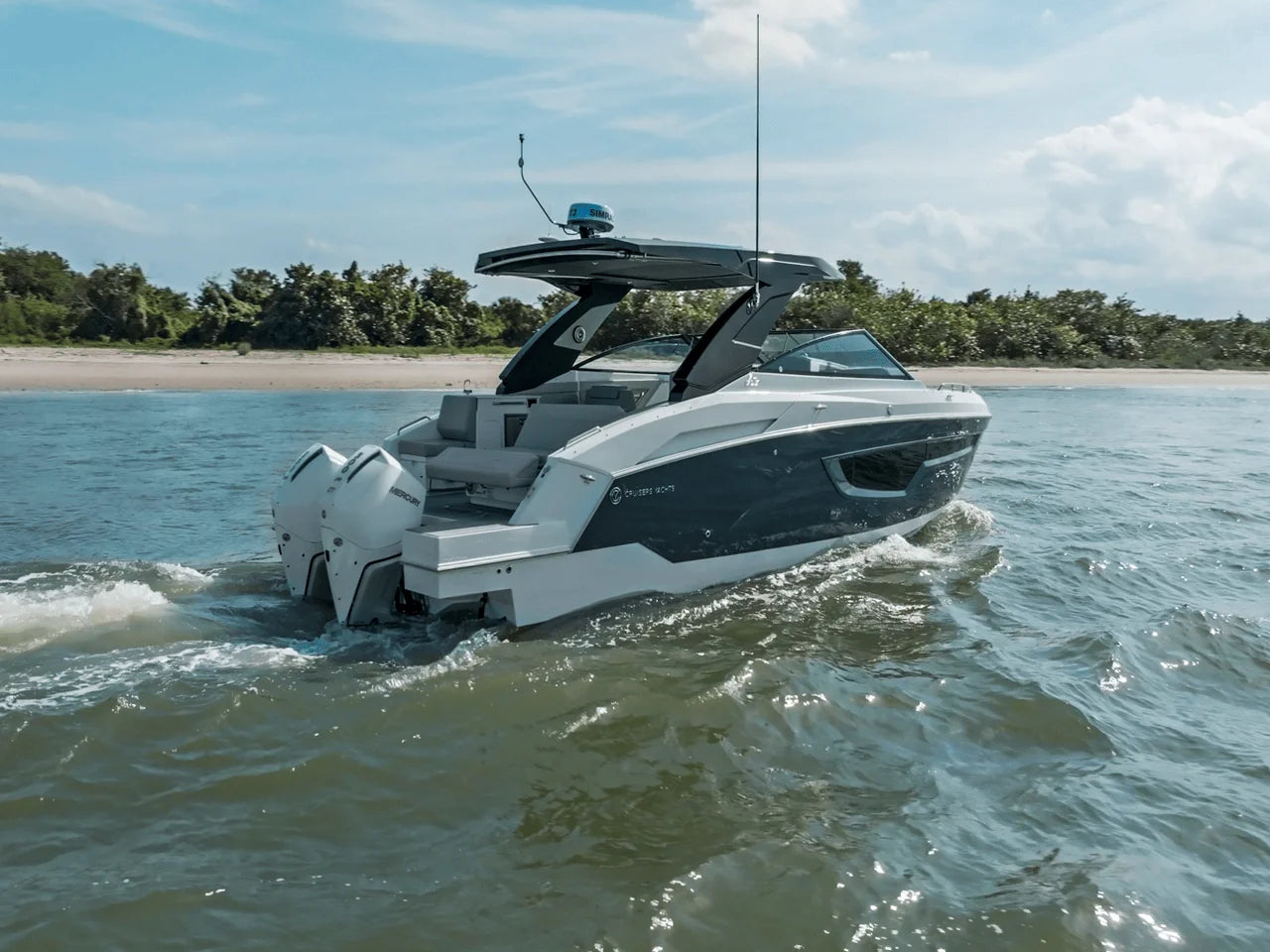 2027 Cruisers Yachts 34 GLS Outboard 34.0 feet, Clearwater, Florida #37