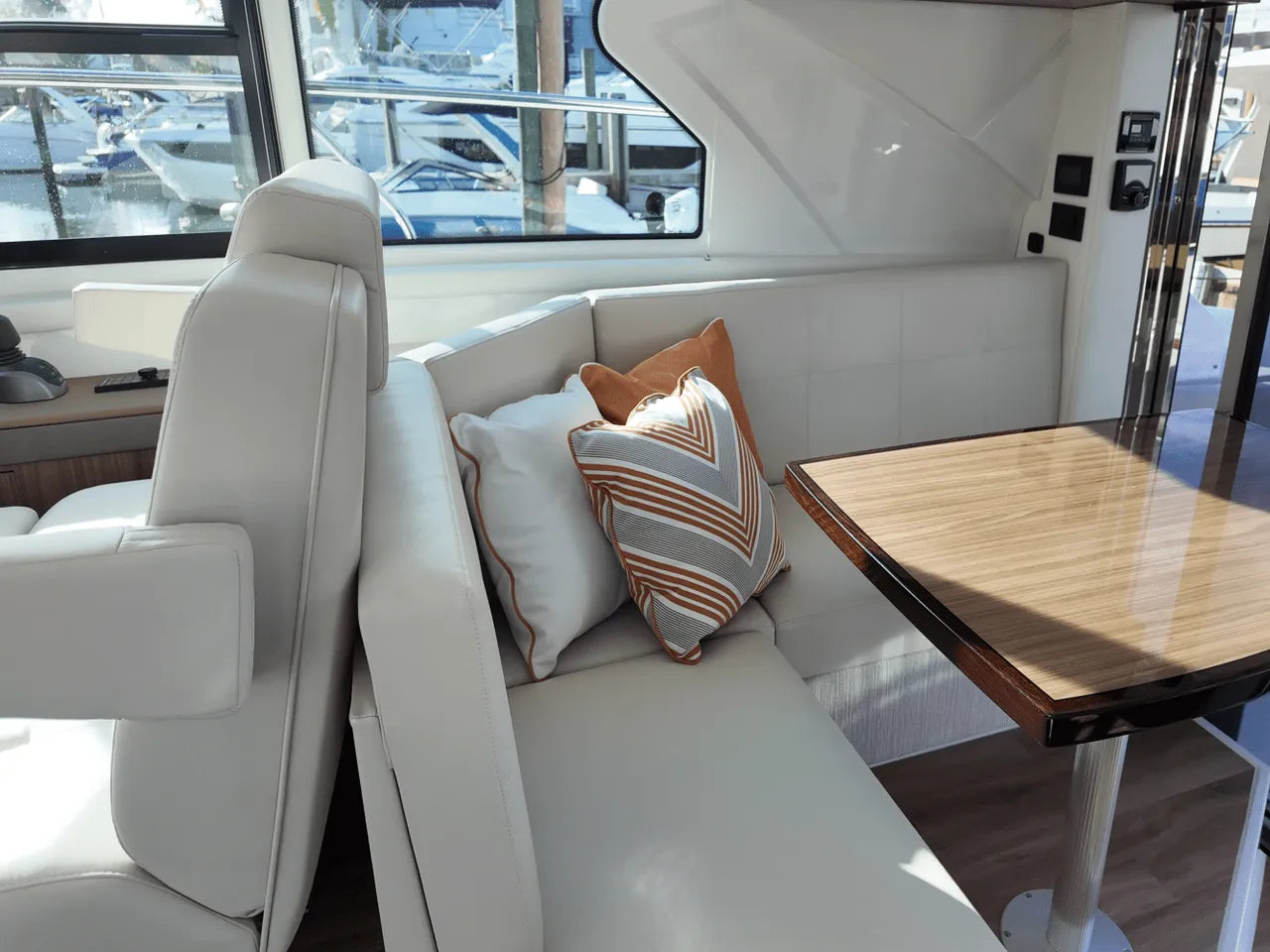 2025 Cruisers Yachts 42 Cantius 42.0 feet, Clearwater, Florida #13