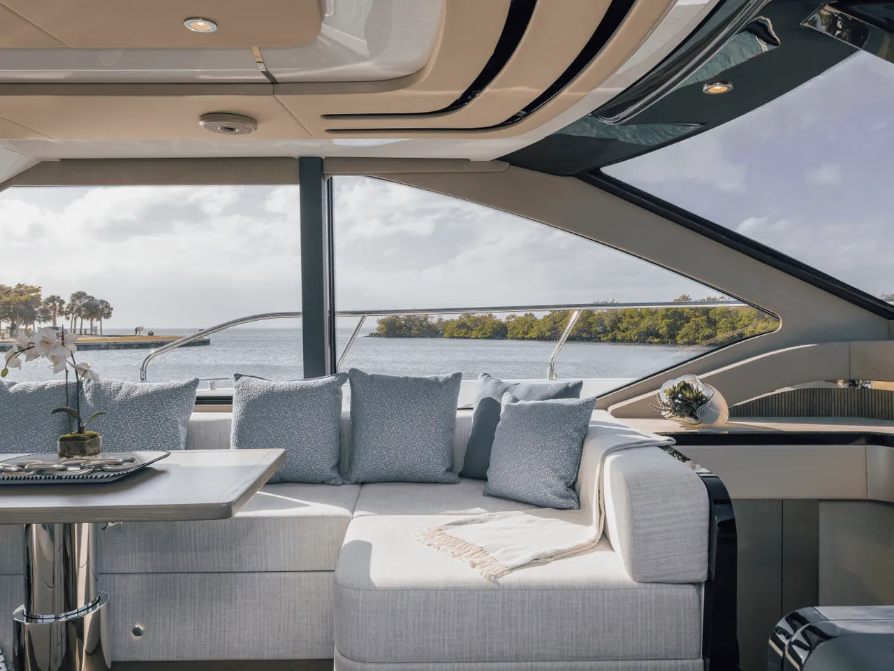 2026 Cruisers Yachts 57 FLY 57.0 feet, Clearwater, Florida #64