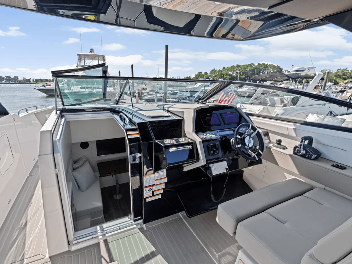 2026 Cruisers Yachts 34 GLS Outboard 34.0 feet, Clearwater, Florida #34