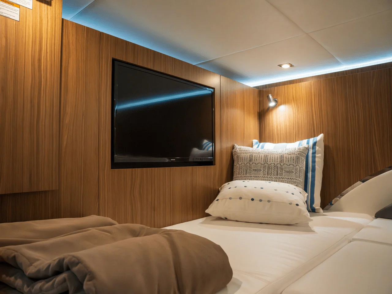 2026 Cruisers Yachts 50GLS OB 50.0 feet, Clearwater, Florida #45