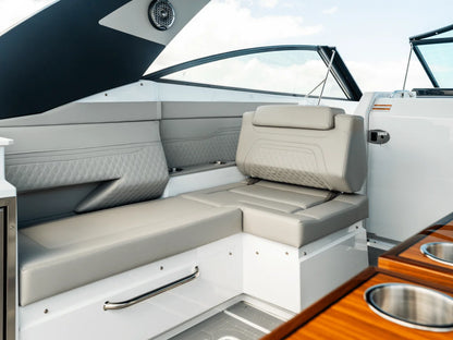 2027 Cruisers Yachts 34 GLS Outboard 34.0 feet, Clearwater, Florida #89