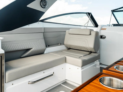 2026 Cruisers Yachts 34 GLS Outboard 34.0 feet, Clearwater, Florida #89