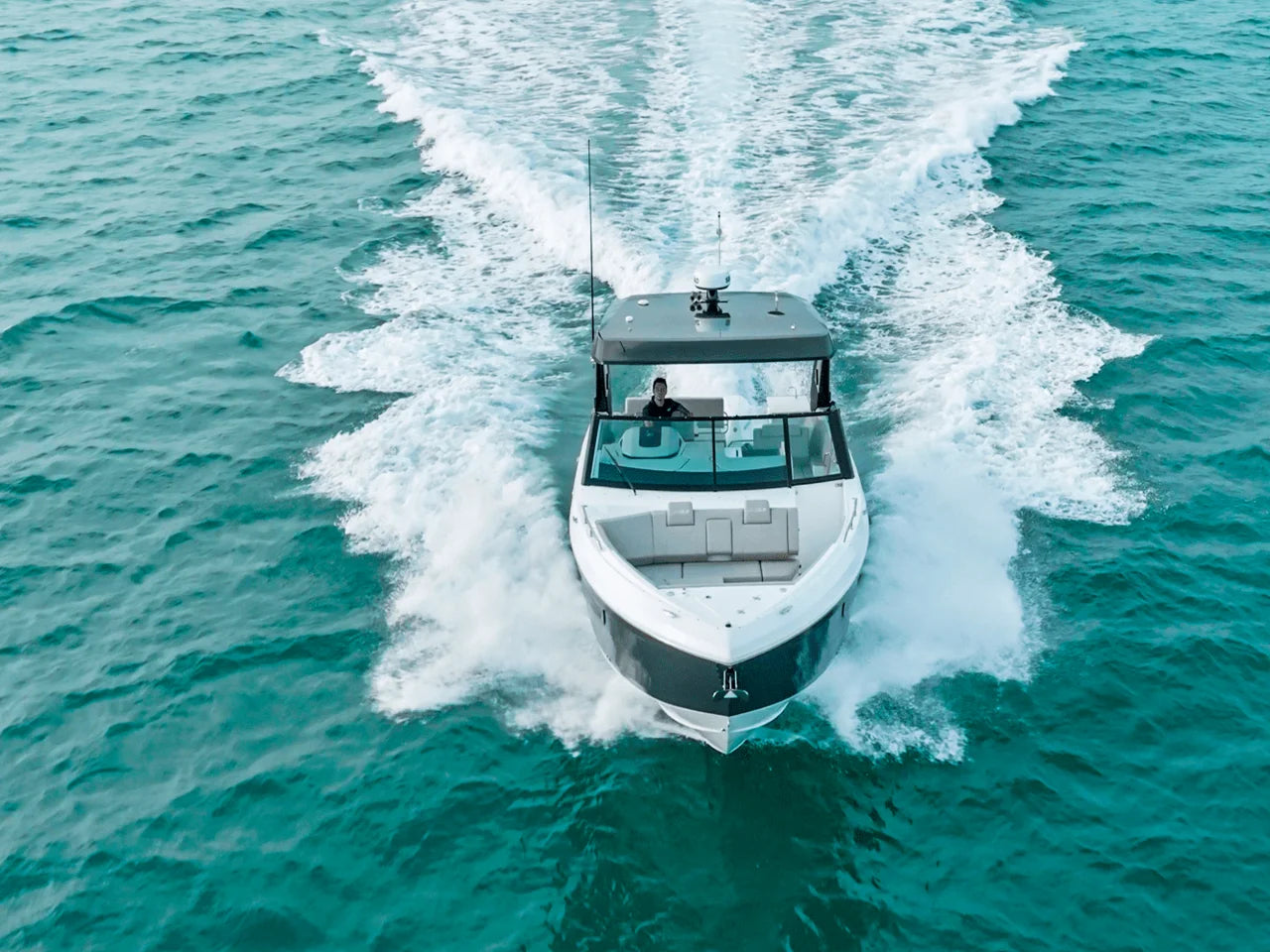 2027 Cruisers Yachts 34 GLS Outboard 34.0 feet, Clearwater, Florida #54