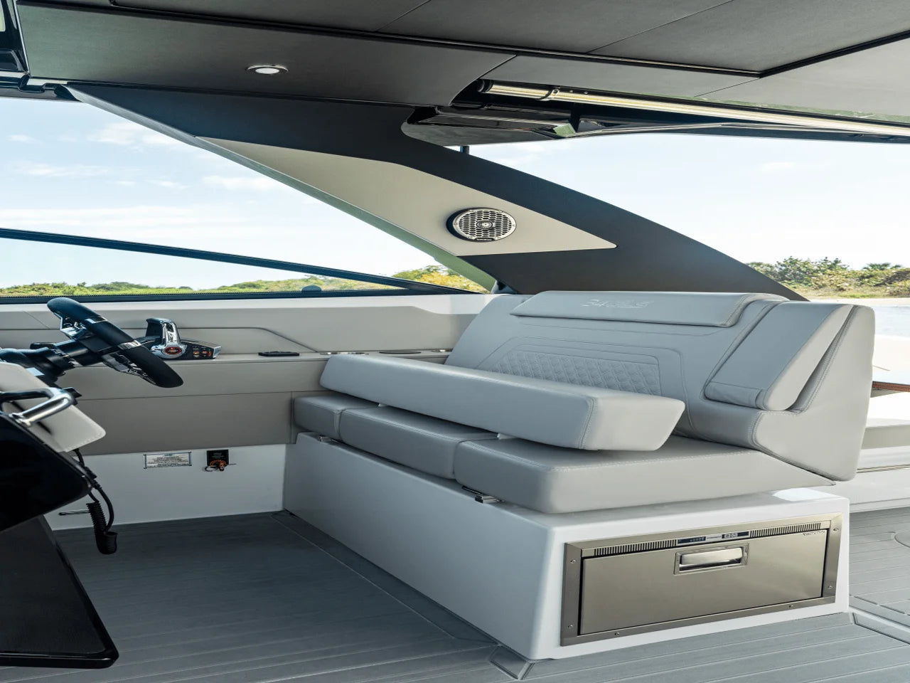 2027 Cruisers Yachts 34 GLS Outboard 34.0 feet, Clearwater, Florida #139