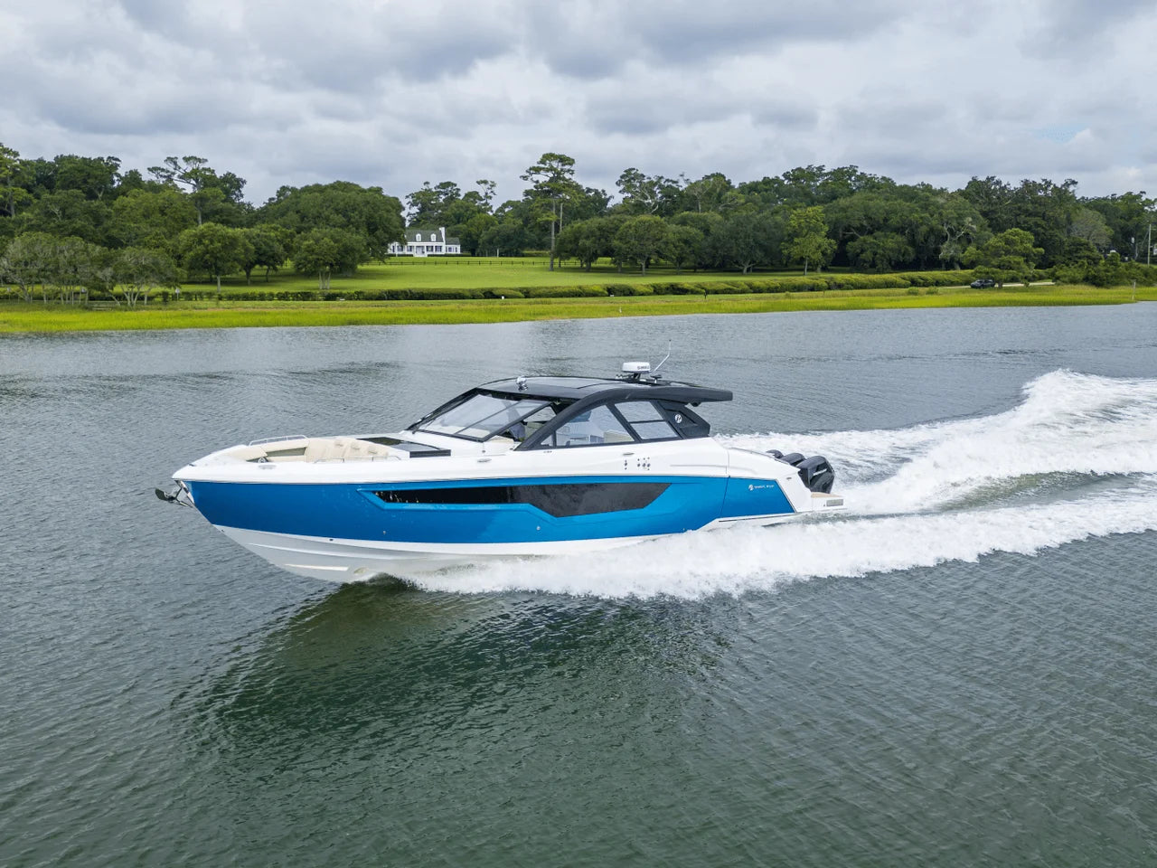 2026 Cruisers Yachts 50GLS OB 50.0 feet, Clearwater, Florida #4