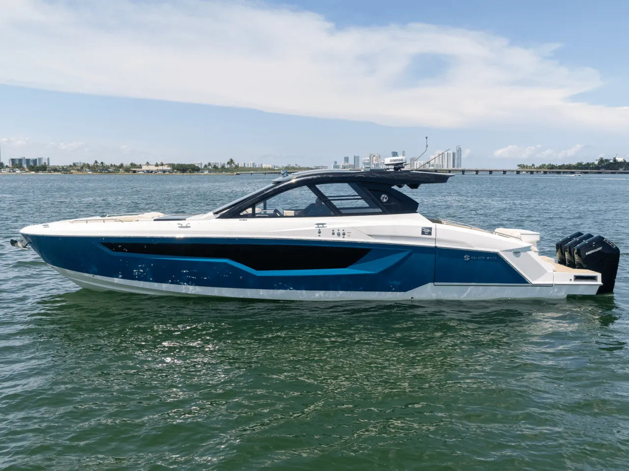 2025 Cruisers Yachts 50 GLS Outboard 50.0 feet, Clearwater, Florida #4