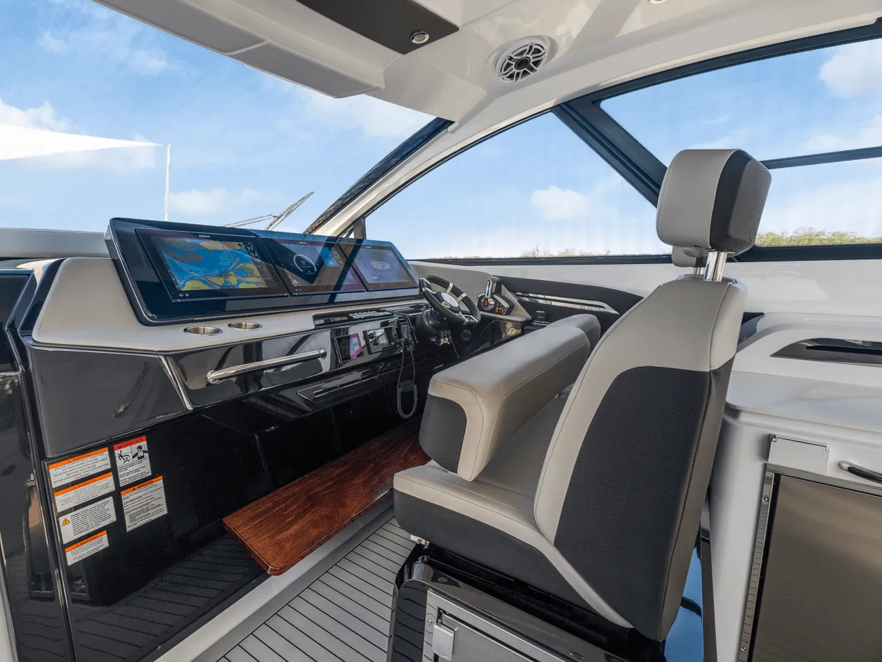 2026 Cruisers Yachts 50GLS OB 50.0 feet, Clearwater, Florida #105