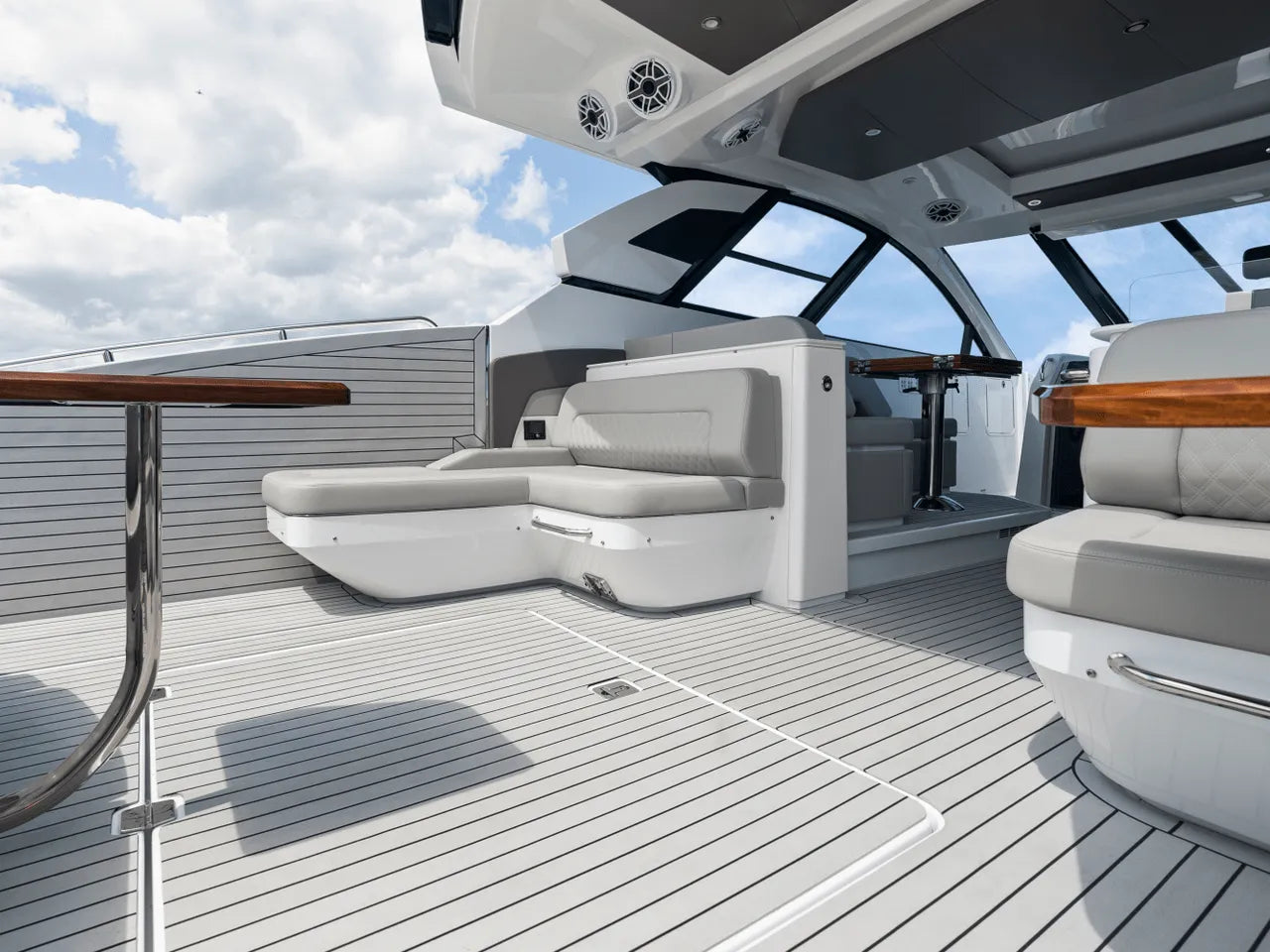 2026 Cruisers Yachts 50GLS OB 50.0 feet, Clearwater, Florida #55