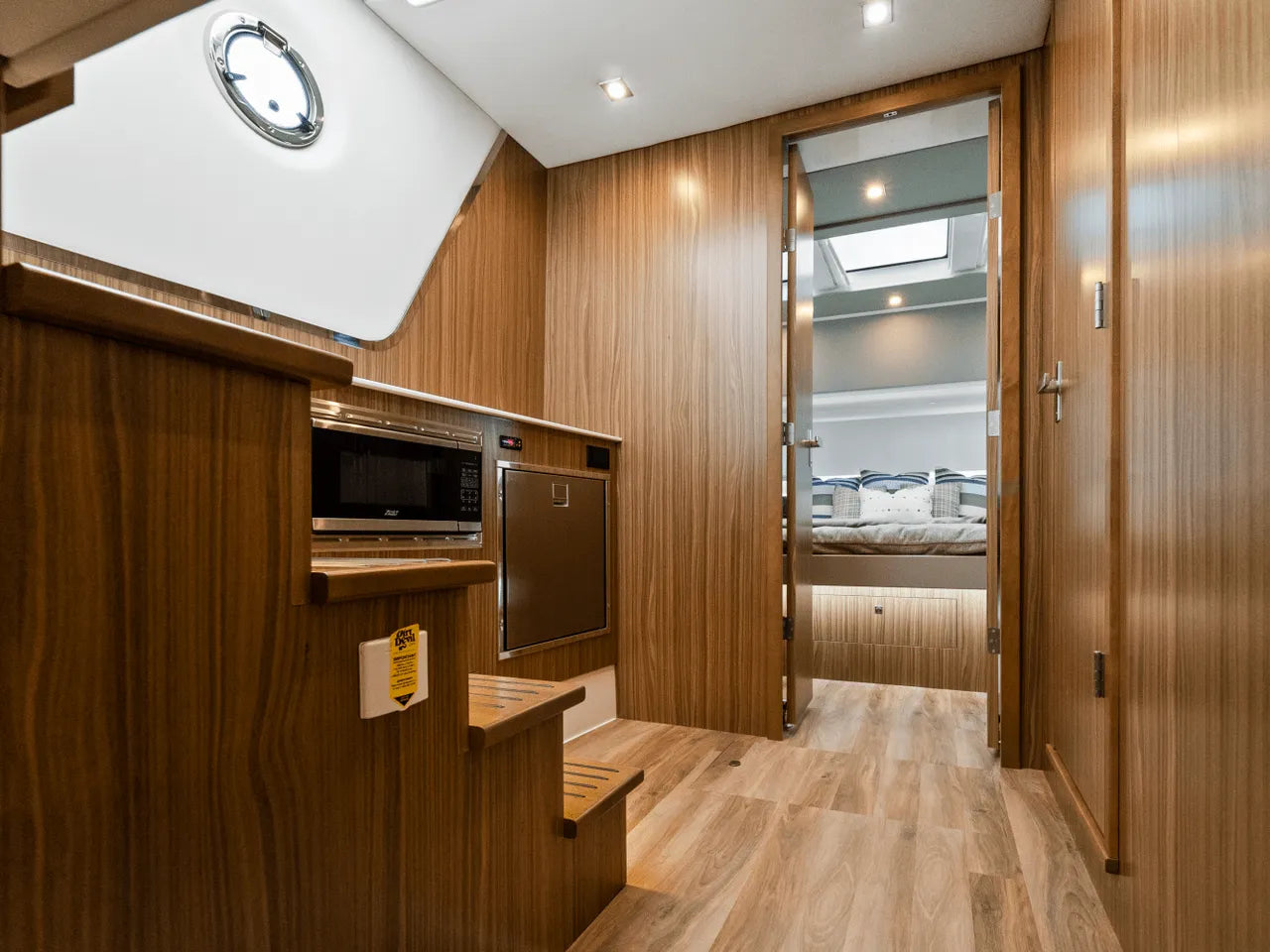 2026 Cruisers Yachts 50GLS OB 50.0 feet, Clearwater, Florida #27