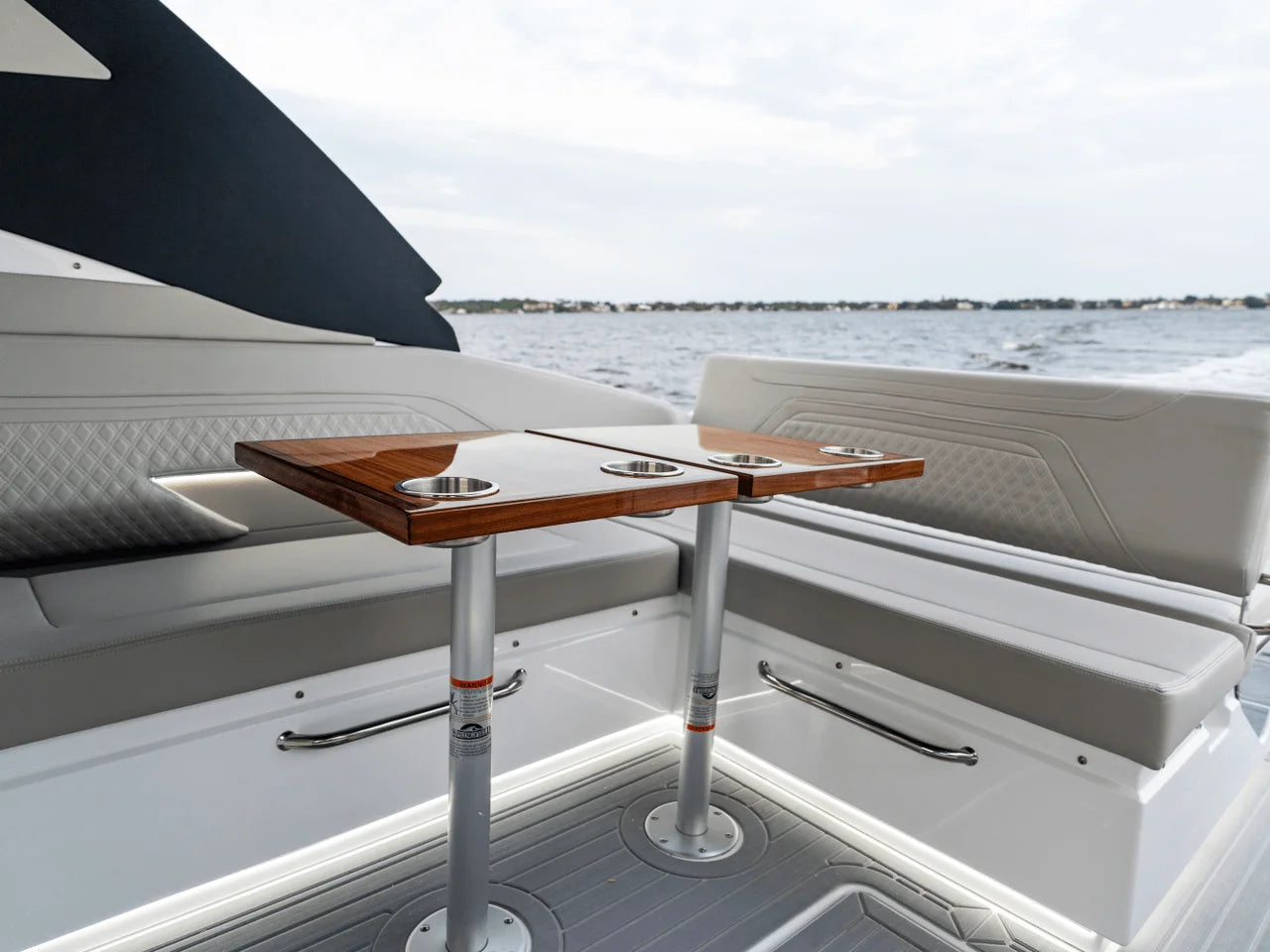 2027 Cruisers Yachts 34 GLS Outboard 34.0 feet, Clearwater, Florida #131