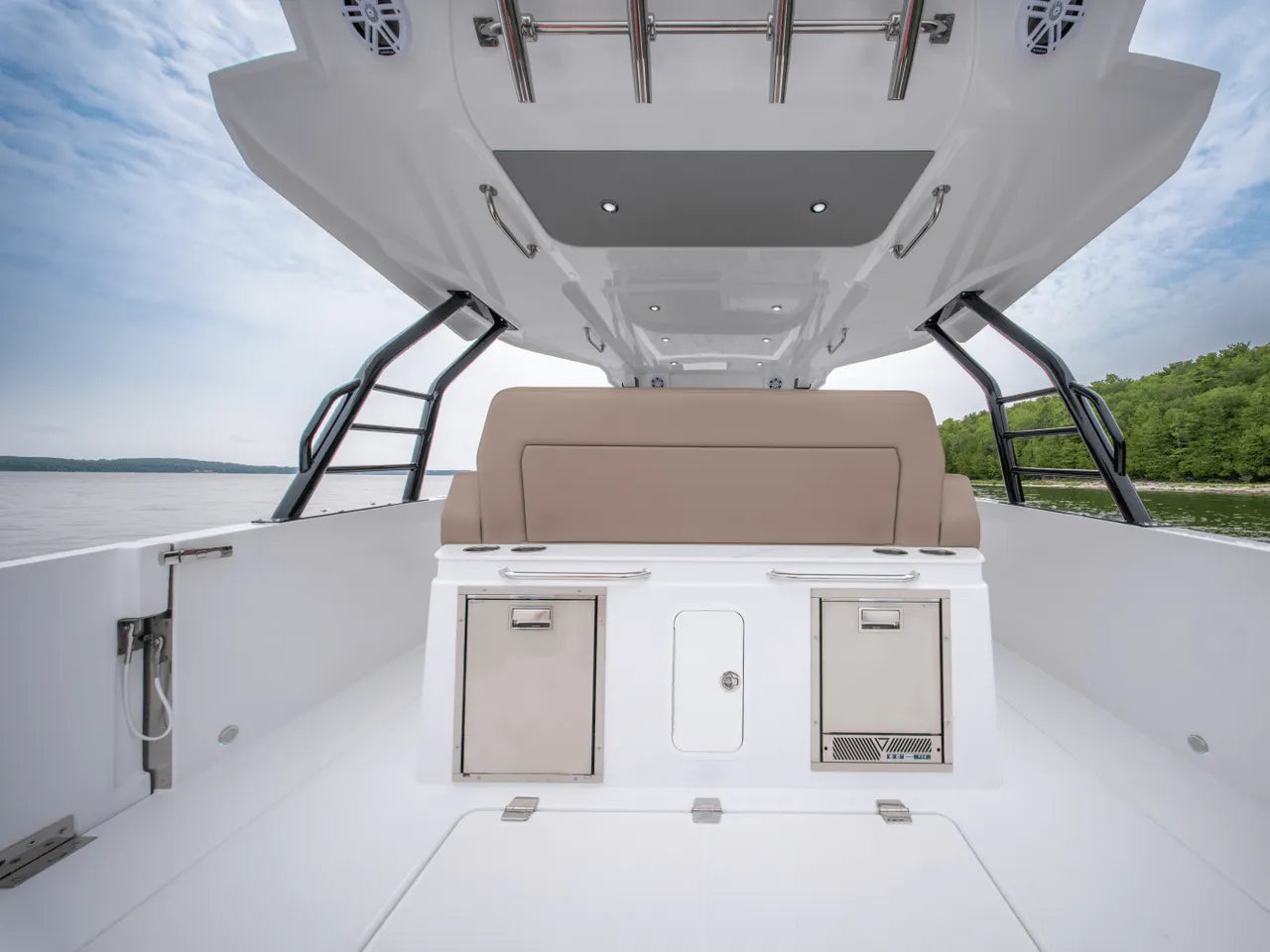 2026 Cruisers Yachts 38 VTR 38.0 feet, Clearwater, Florida #12