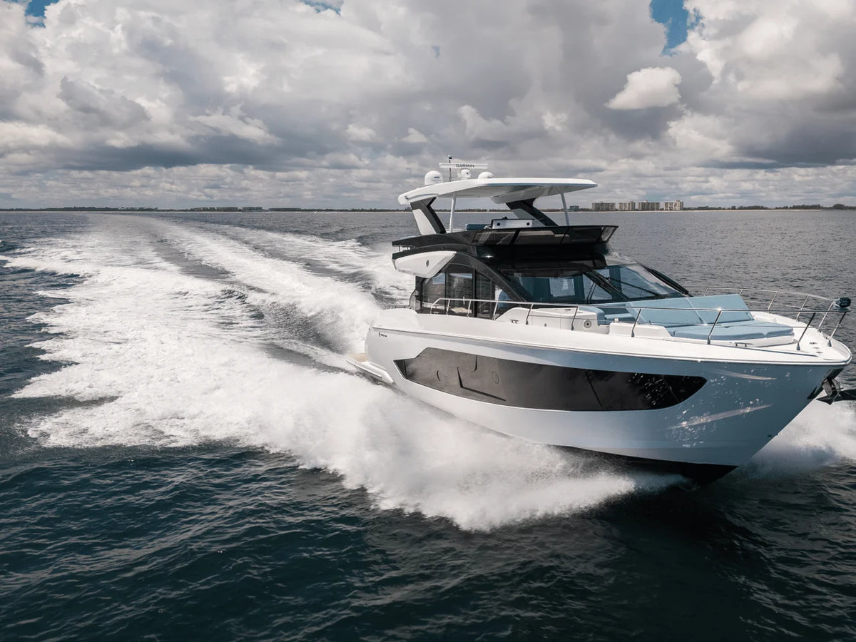 2026 Cruisers Yachts 57 FLY 57.0 feet, Clearwater, Florida #4