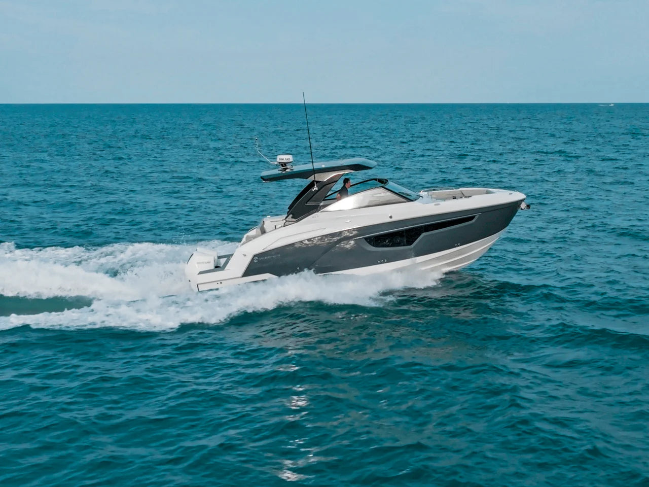 2027 Cruisers Yachts 34 GLS Outboard 34.0 feet, Clearwater, Florida #49