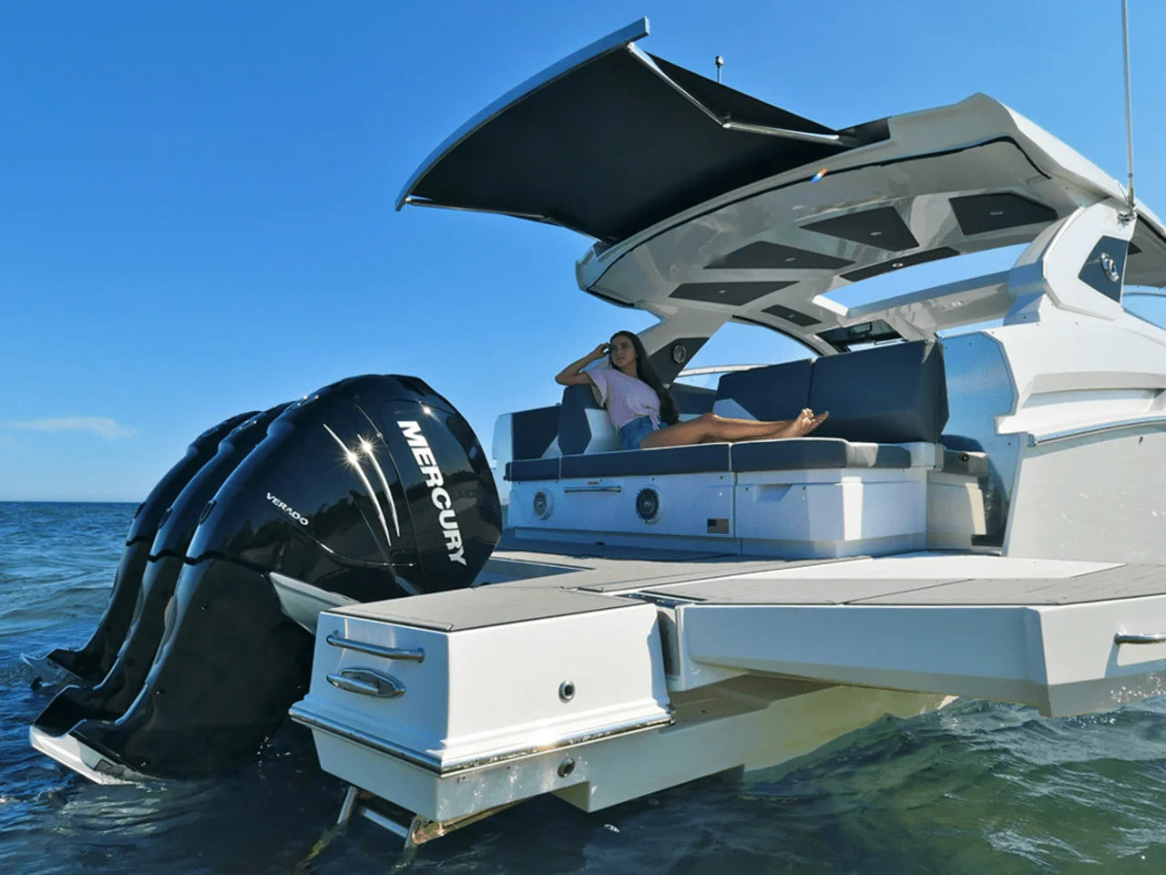 2027 Cruisers Yachts 42 GLS Outboard 42.0 feet, Clearwater, Florida #13