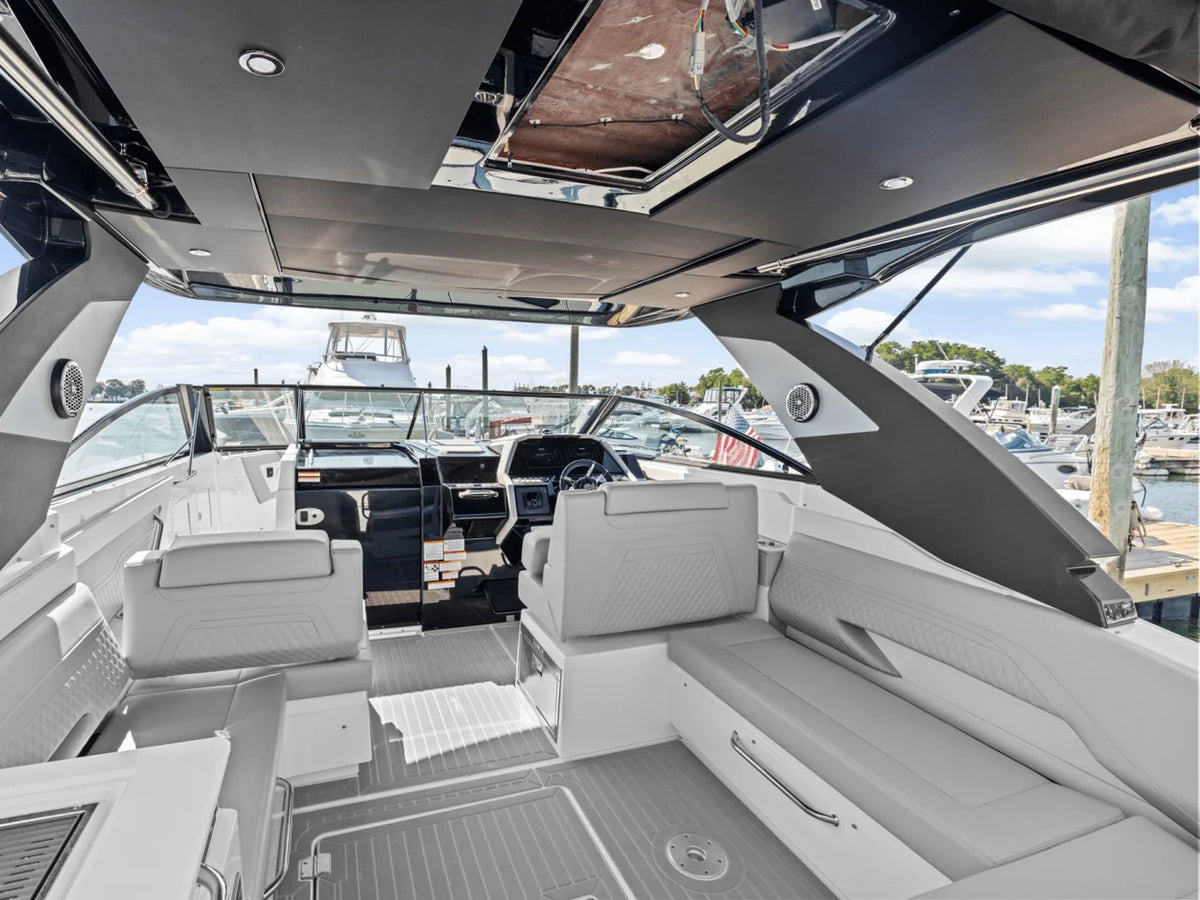 2026 Cruisers Yachts 34 GLS Outboard 34.0 feet, Clearwater, Florida #15
