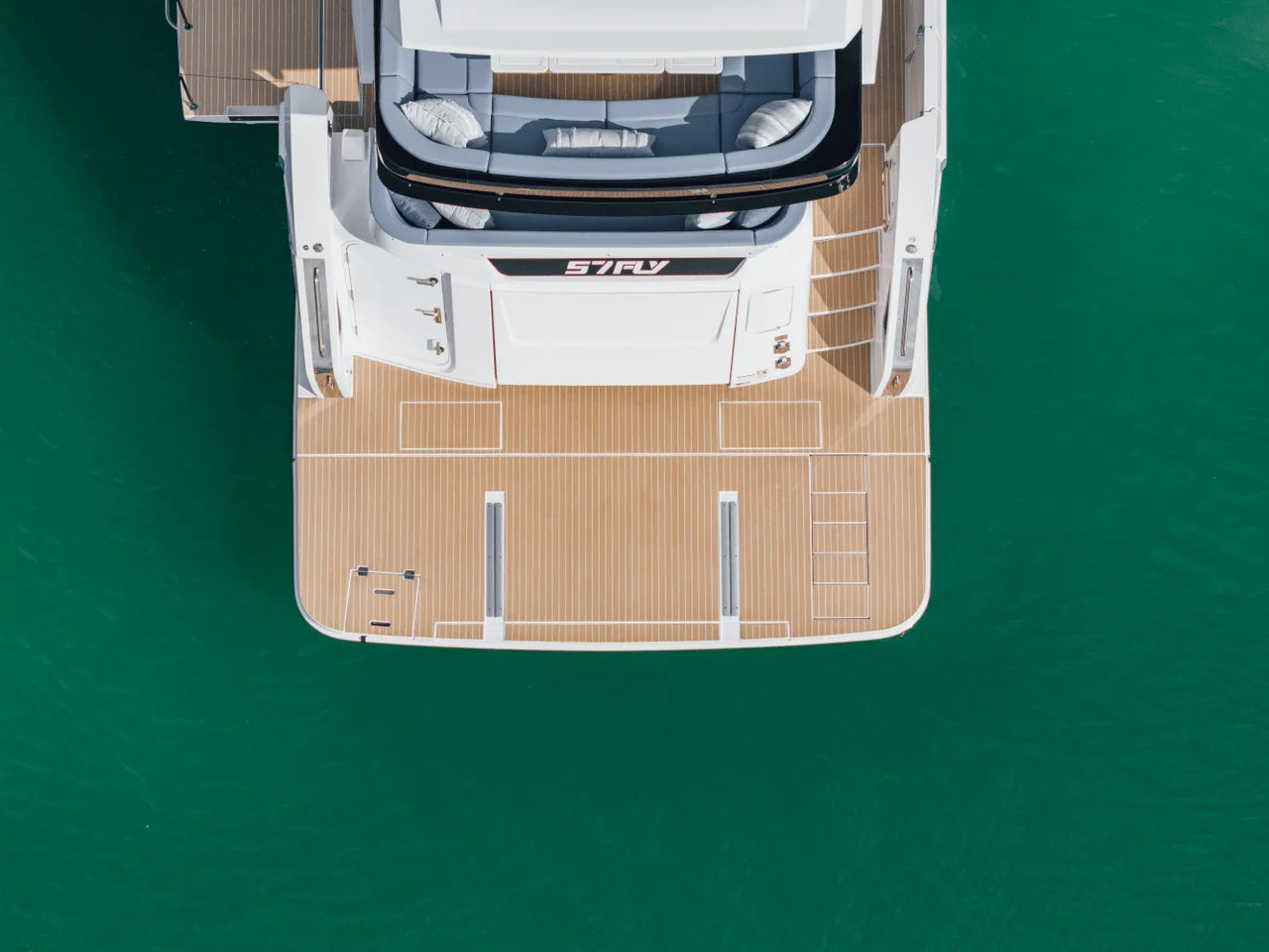 2027 Cruisers Yachts 57 FLY 57.0 feet, Clearwater, Florida #17